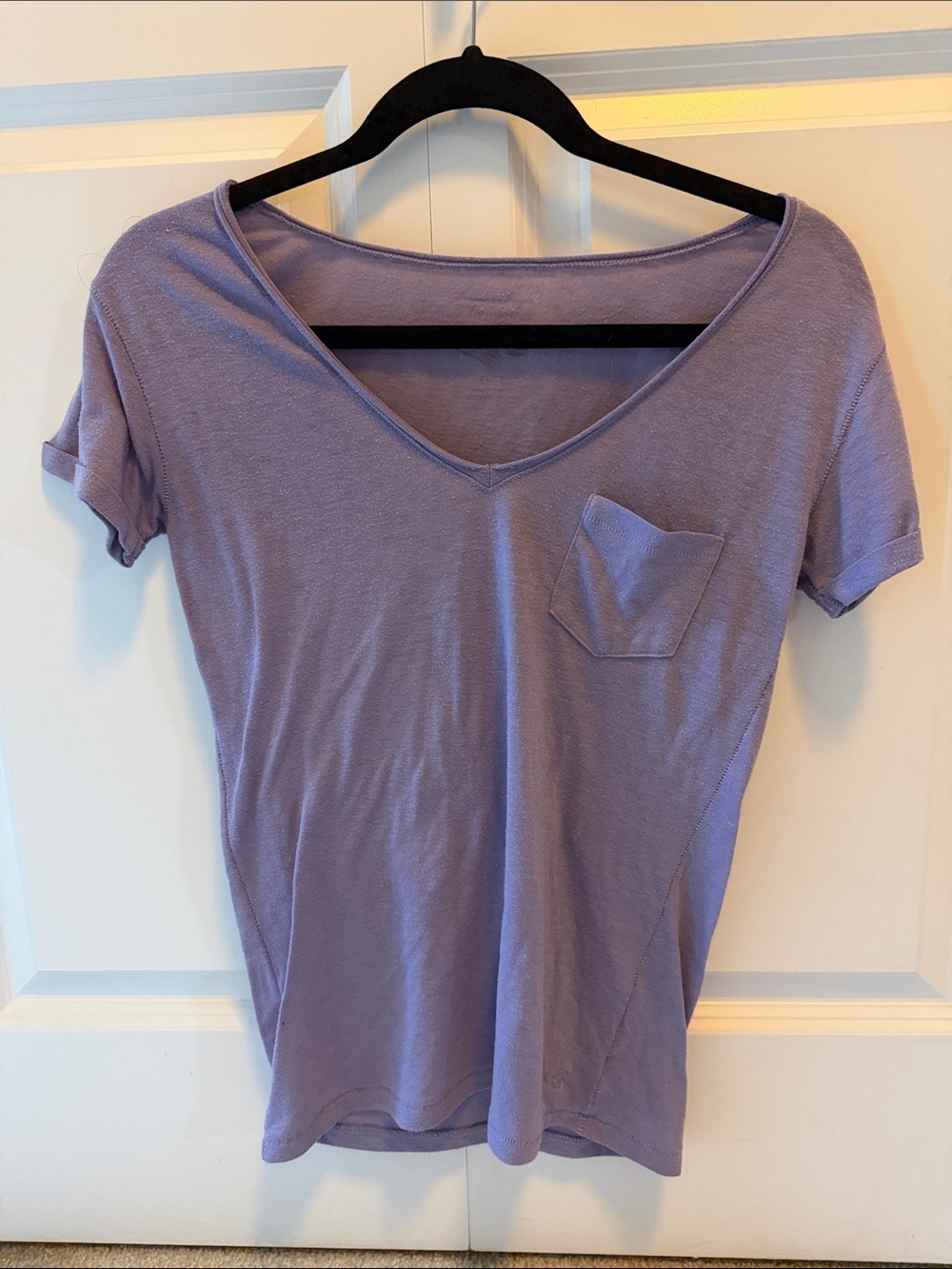 American Eagle Light Purple V-Neck Pocket Tee - Women's Short Sleeve Size XS